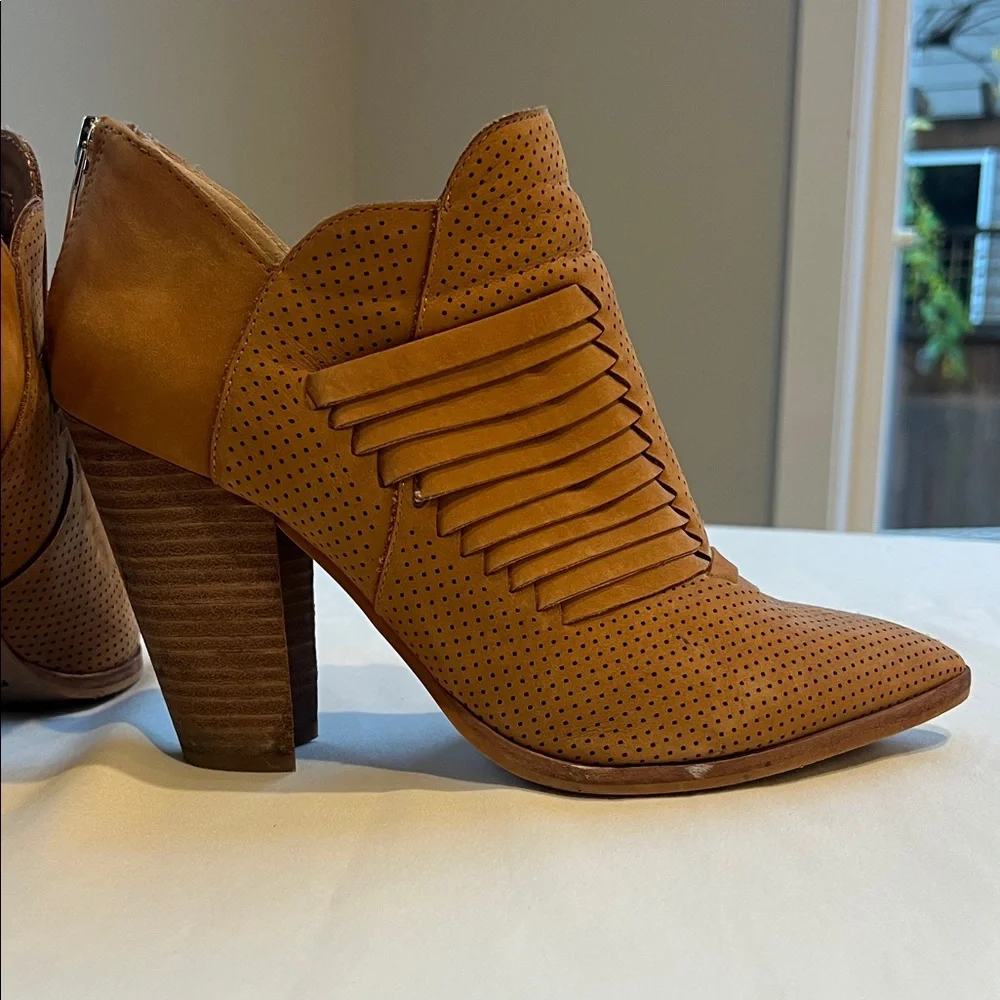 Vince Camuto Tan Perforated Ankle Booties - Picture 4 of 12